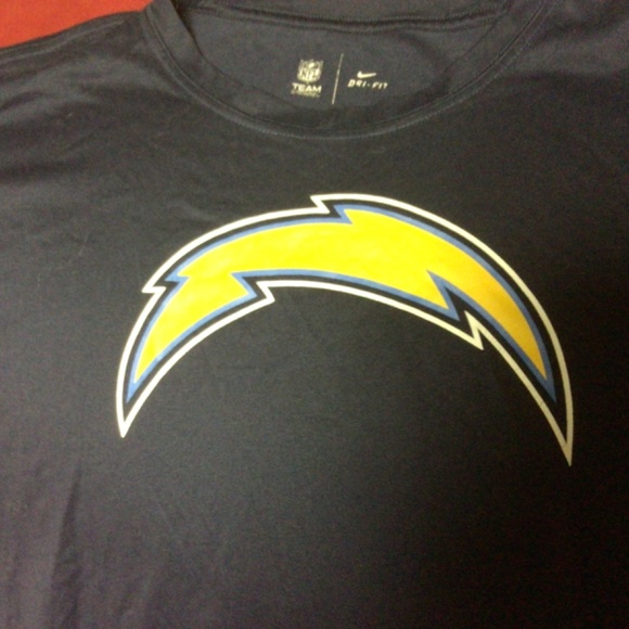 - NIKE SAN DIEGO Chargers  T-shirt - Picture 2 of 3